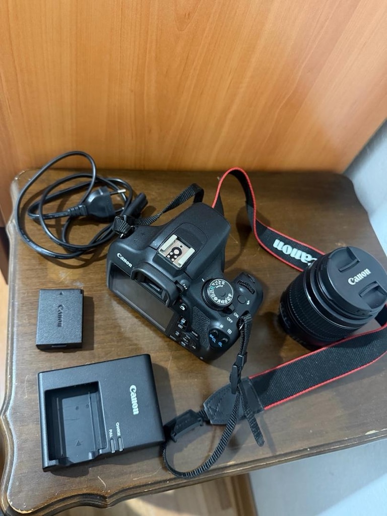 Canon EOS 1200D fotoğraf makinesi - 4