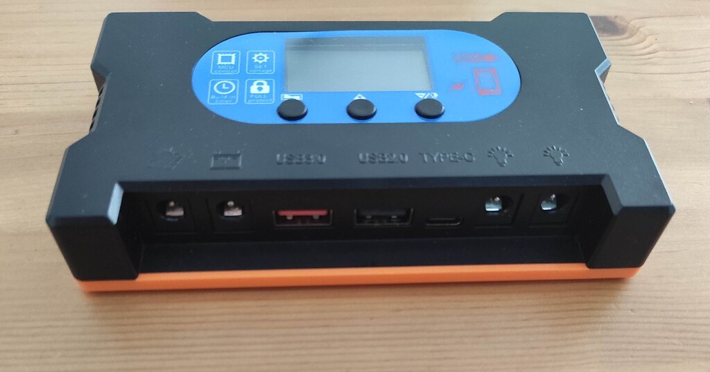 50A Solar Şarj Kontrol Cihazı (12V/24V-Type-C & USB 3.0 Hızlı Şarjlı)