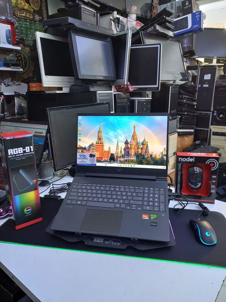 HP VİCTUS RYZEN 7 7840 HS RTX 4060 120 WATT 16 GB RAM DDR5 120 WATT - 3