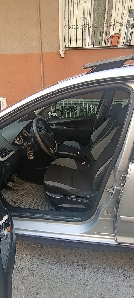 Peugeot 207 outdoor sw 221000 hasar kayıtsız muayene yeni akü yeni - 3