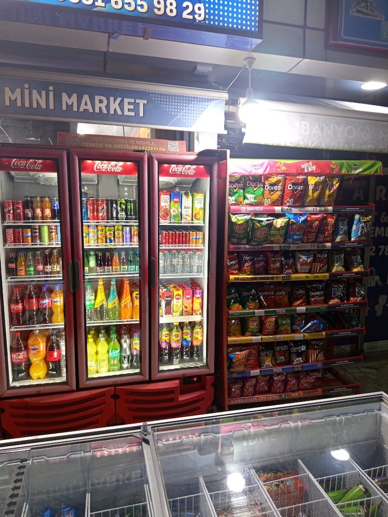 Beylikdüzü AVM girişinde şehir değişikliğinden dolayı satılık - 7