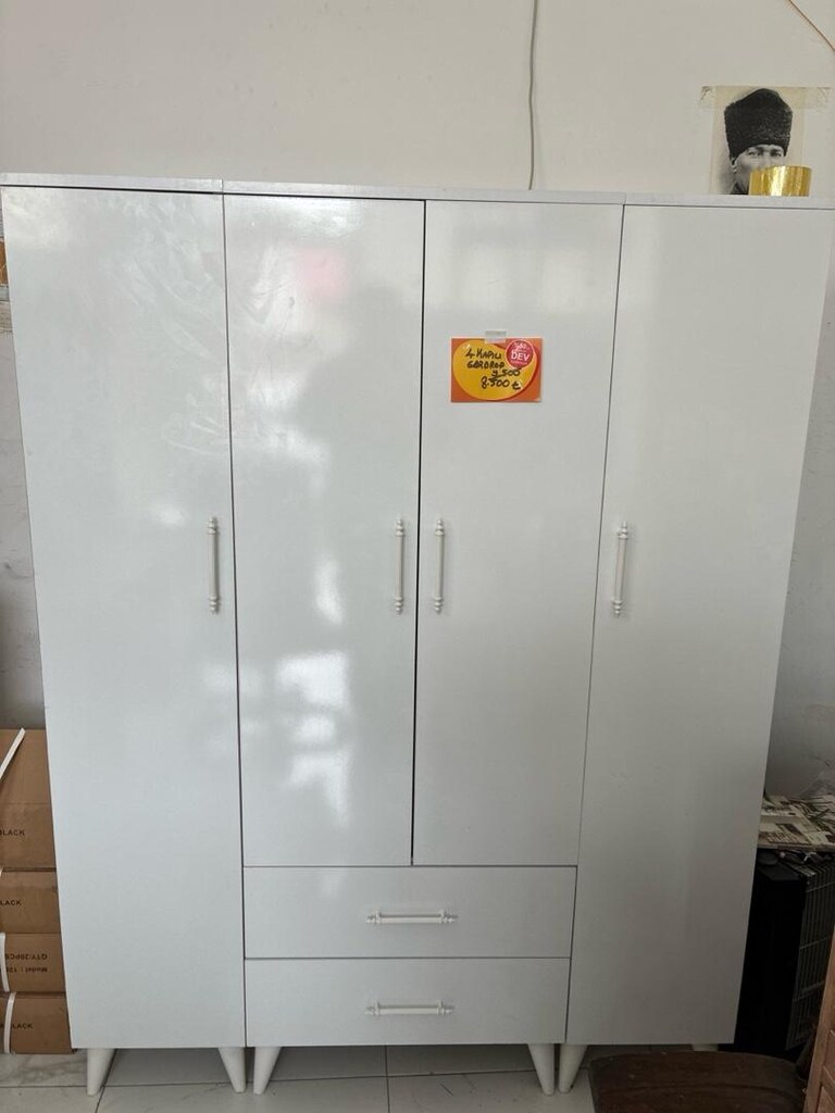 4 kapılı gardırop beyaz ve çam mevcut - 3