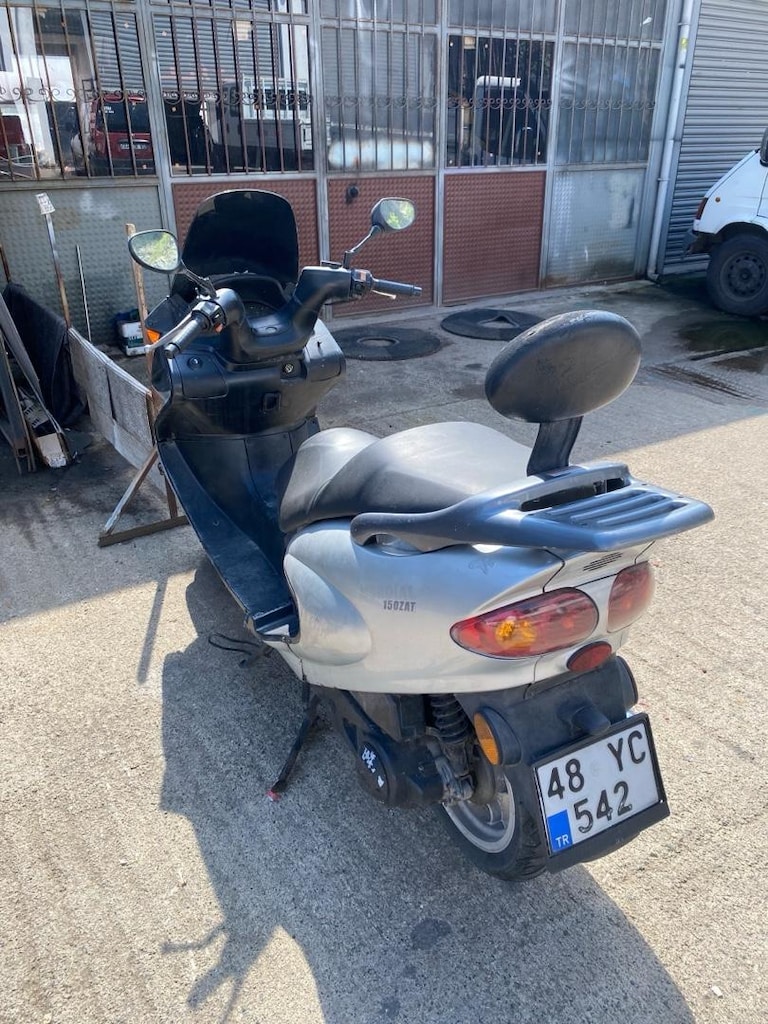 Scoter Mondial Zat 150 - 4