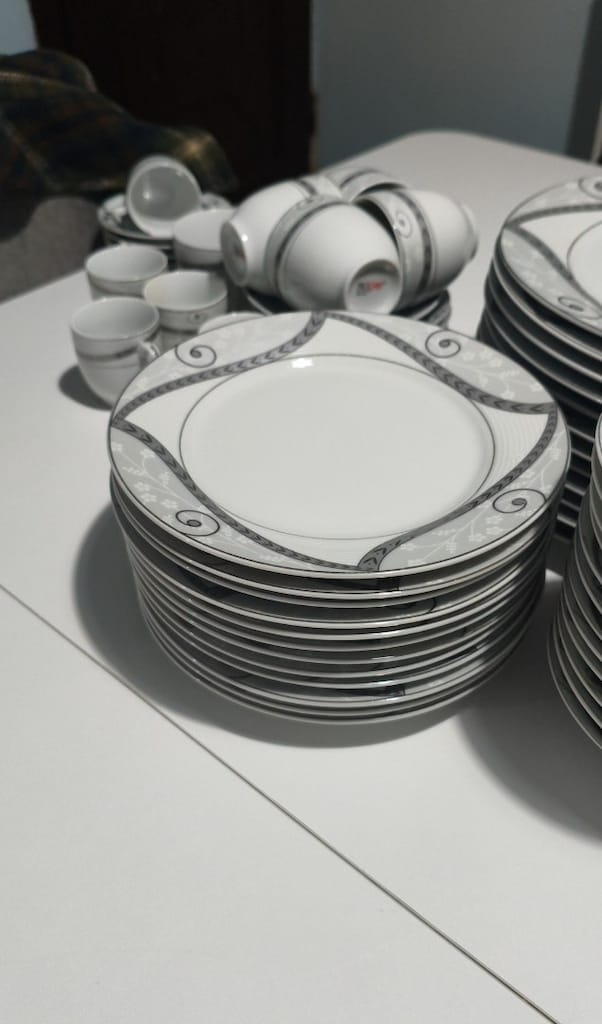 12 kişilik yemek takımı ve 6lı fincan takımı - 4