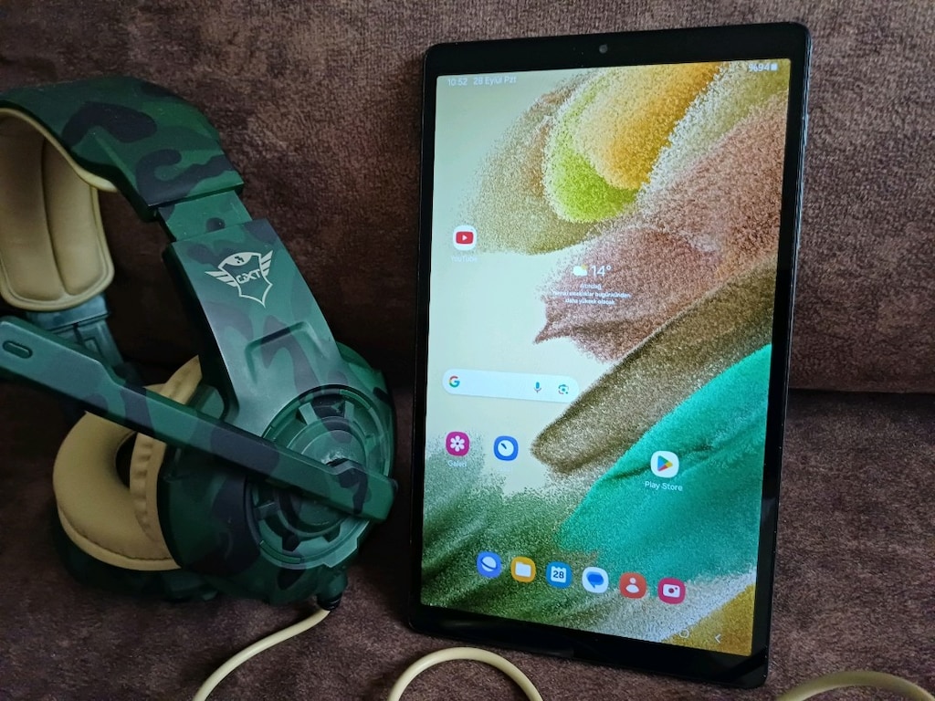 GALAXY TAB A 7 LITE 32GB buyuk boy kulaklık ile hediye fiyat son 3000 - 3