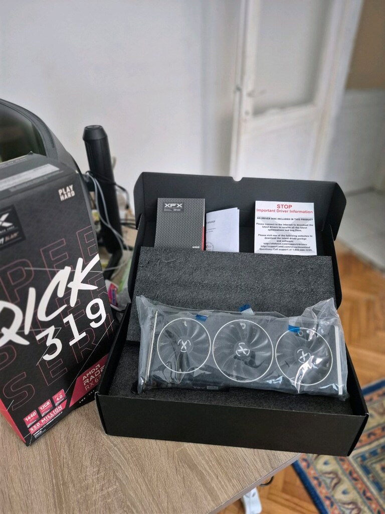Xfx Quick 319 Rx6700xt - 2