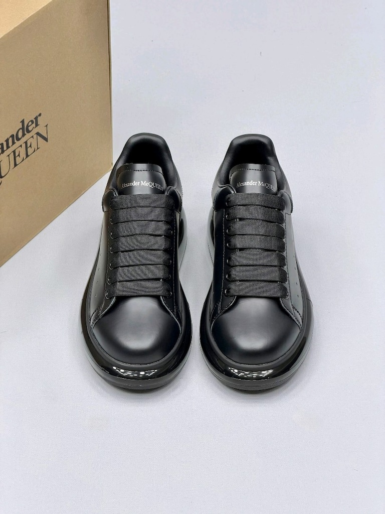 Alexander McQueen - 5