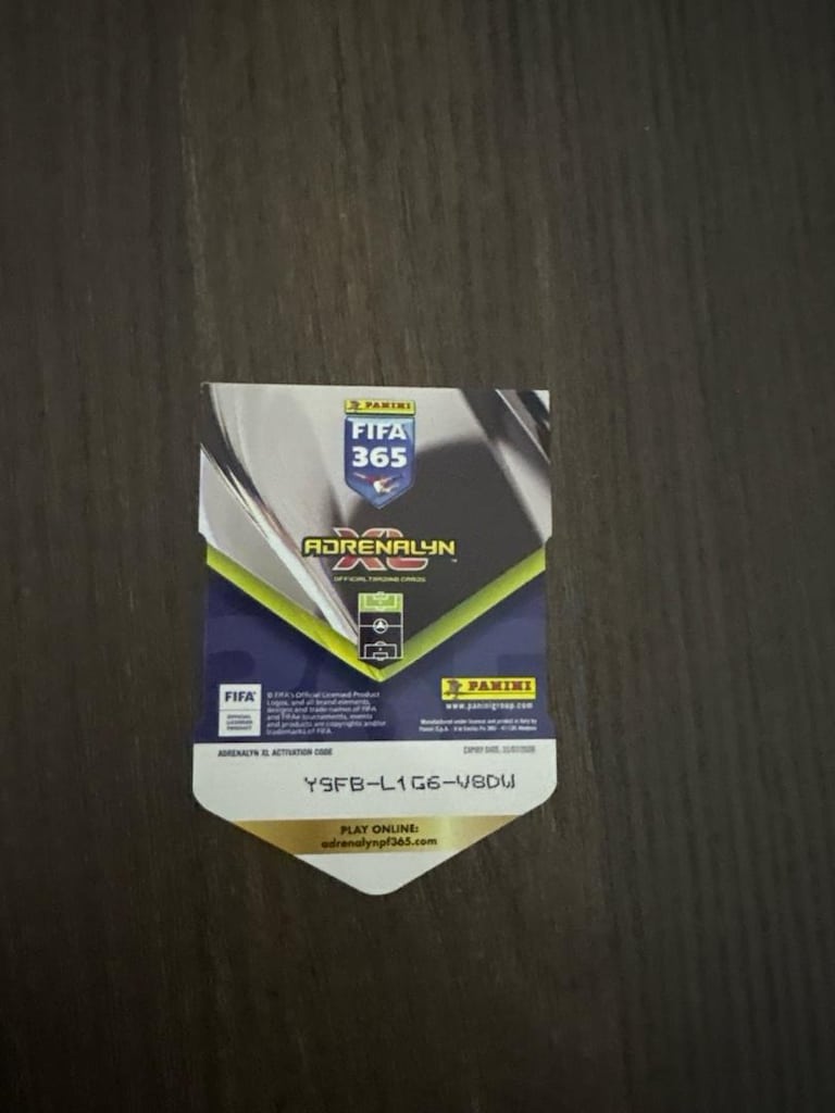 Panini FIFA 365 Adrenalyn XL serisine ait Lamine Yamal "Elite Cut - 2