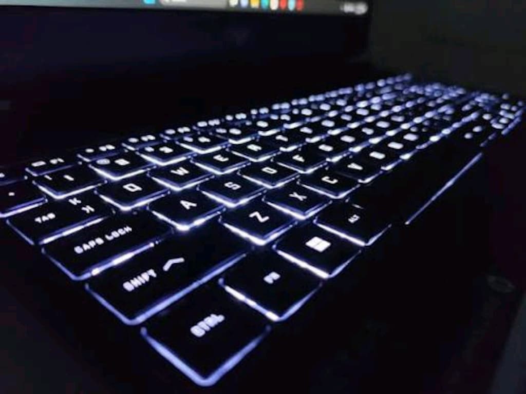 HP VICTUS 15 fa2xxx - 3