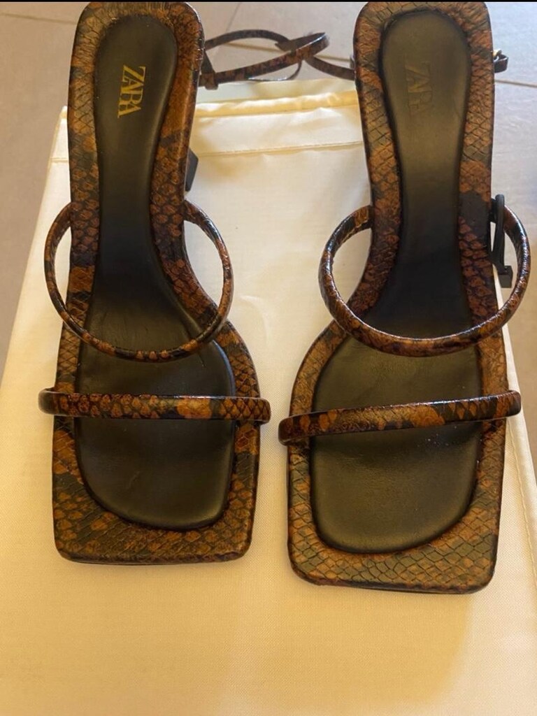Zara leopar desenli sandalet - 2
