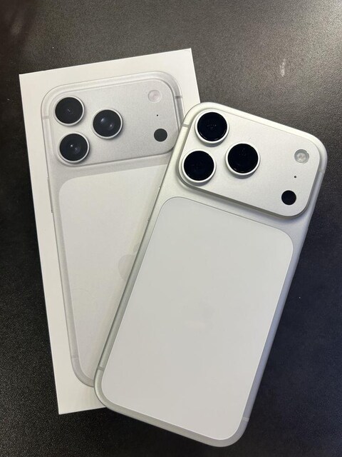 iPhone 17 Pro Max 256 GB Yurt içi 25 günlük nokta hatasız