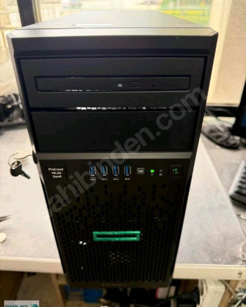 HP HPE ProliantML 30 Gen9 Tower