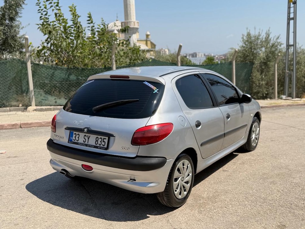 Peugeot 206 1.6 90HP - 6