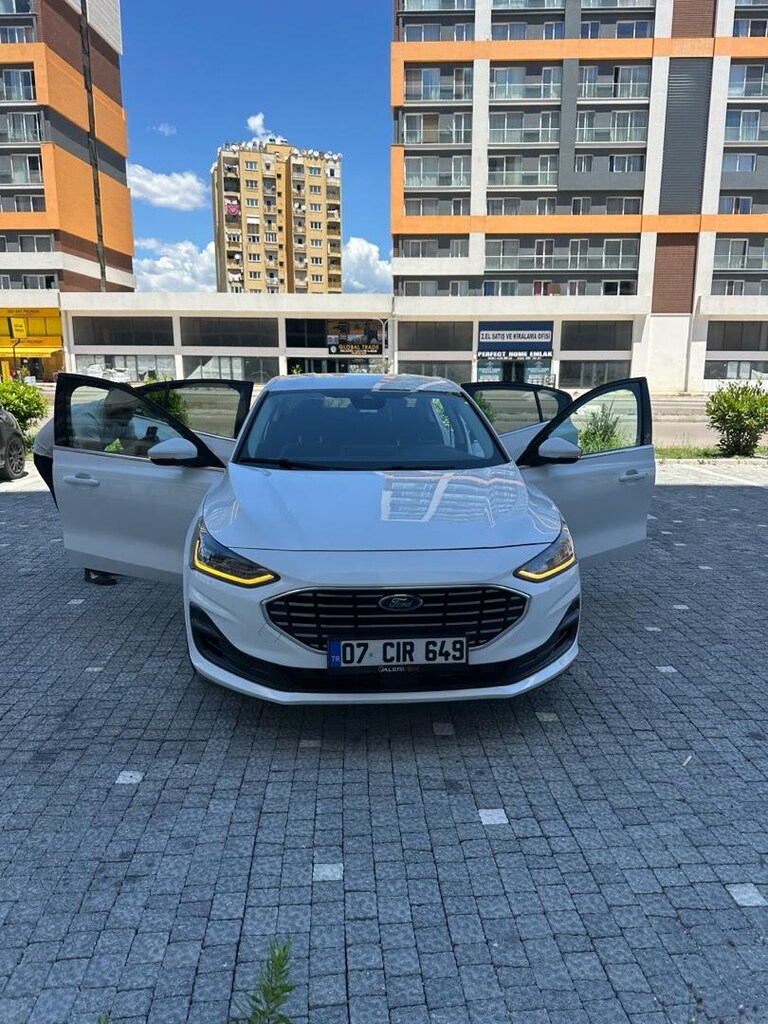 Ford Focus 2024 model 1.5 eco blue - 5