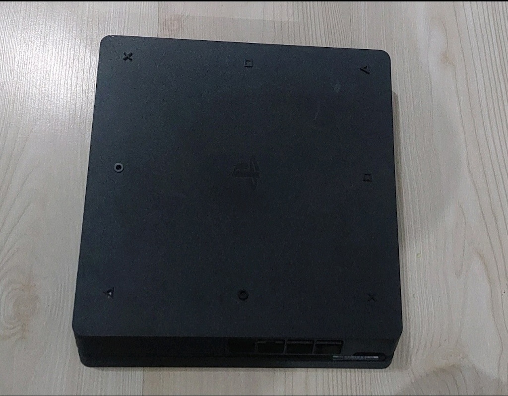 PlayStation 4 Slim 500 GB Hesap İçinde 6 Oyun - 3