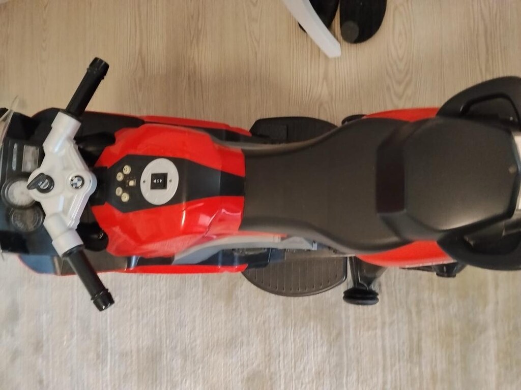 BMW lisanslı akülü motor oyuncak - 2