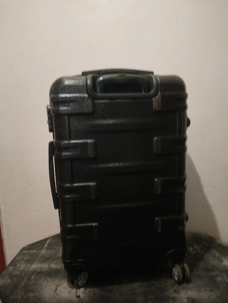 valiz tekerlekli orta boy - 3
