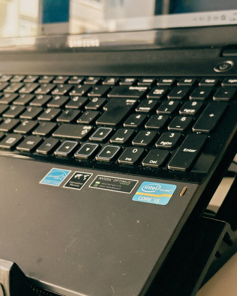 Samsung Laptop i5 işlemci sorunsuz - 2