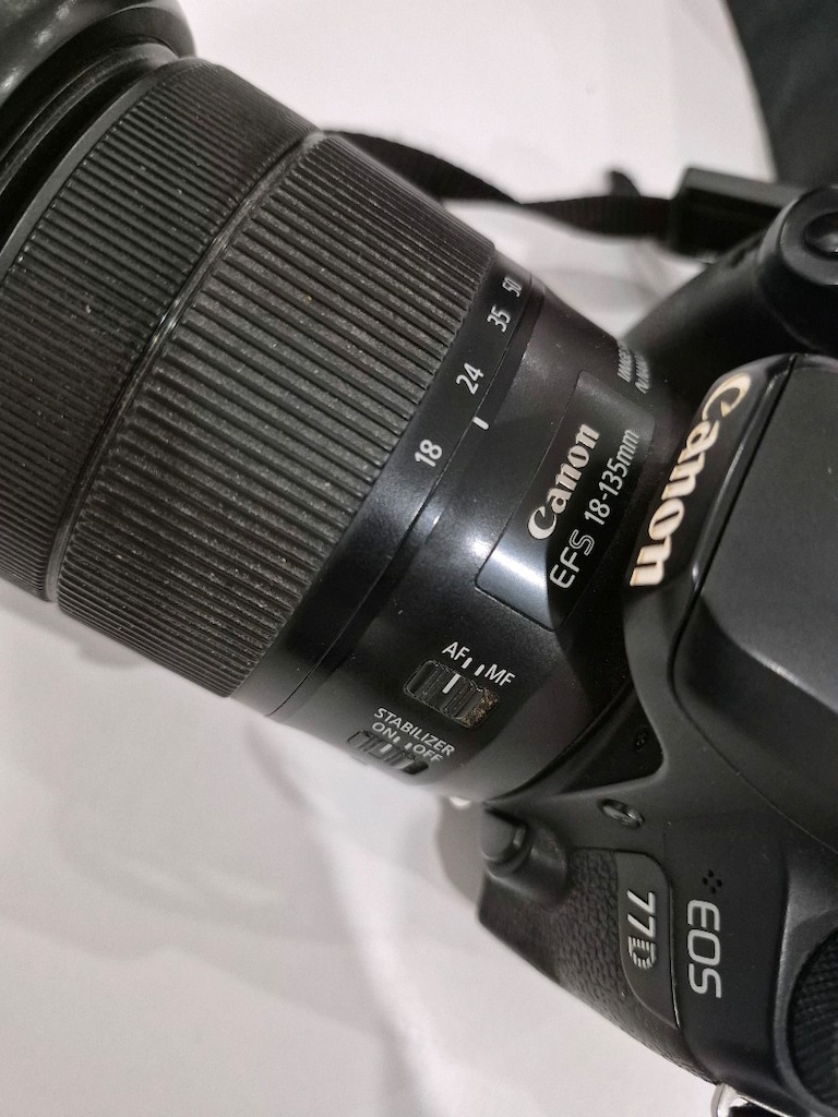 Canon 77D 18-135 lens - 2