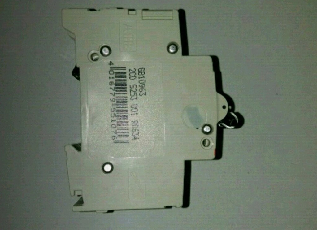 ABB SH203-C63 6kA 3P 63A Otomatik Sigorta - 3