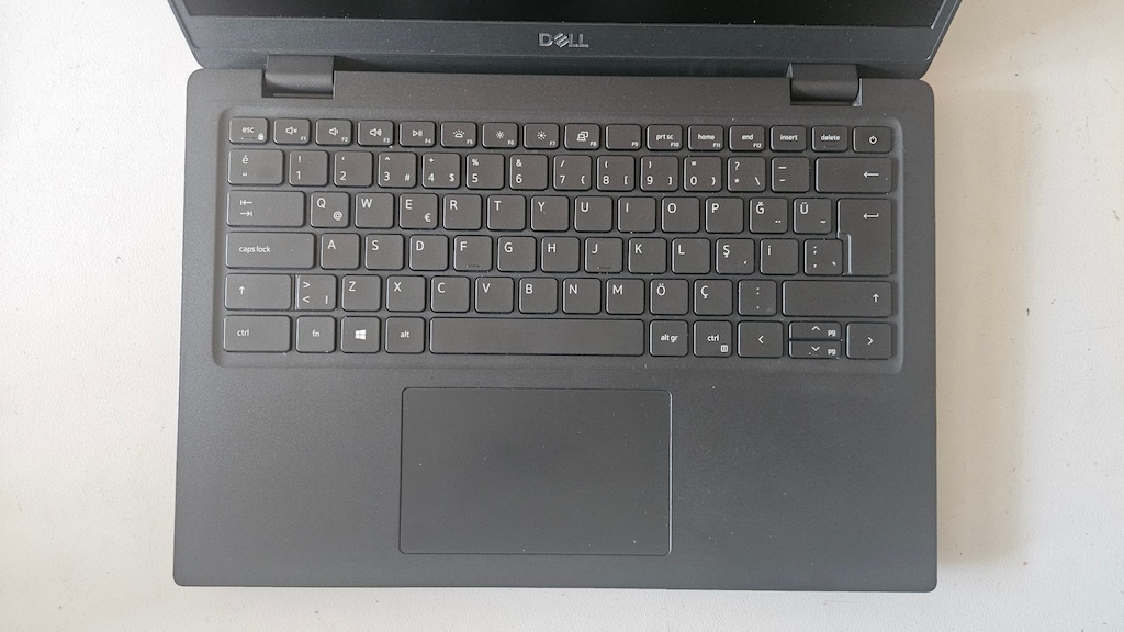 Dell Latidute 3420 İ7 11.Nesil 16 GB Ram 256 GB SSD 14" FULL HD - 3