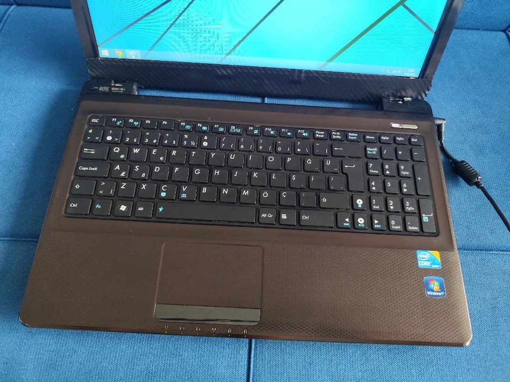 Asus Laptop İ3 İşlemci 4 GB Ram + 320 GB HDD Hafıza - 6