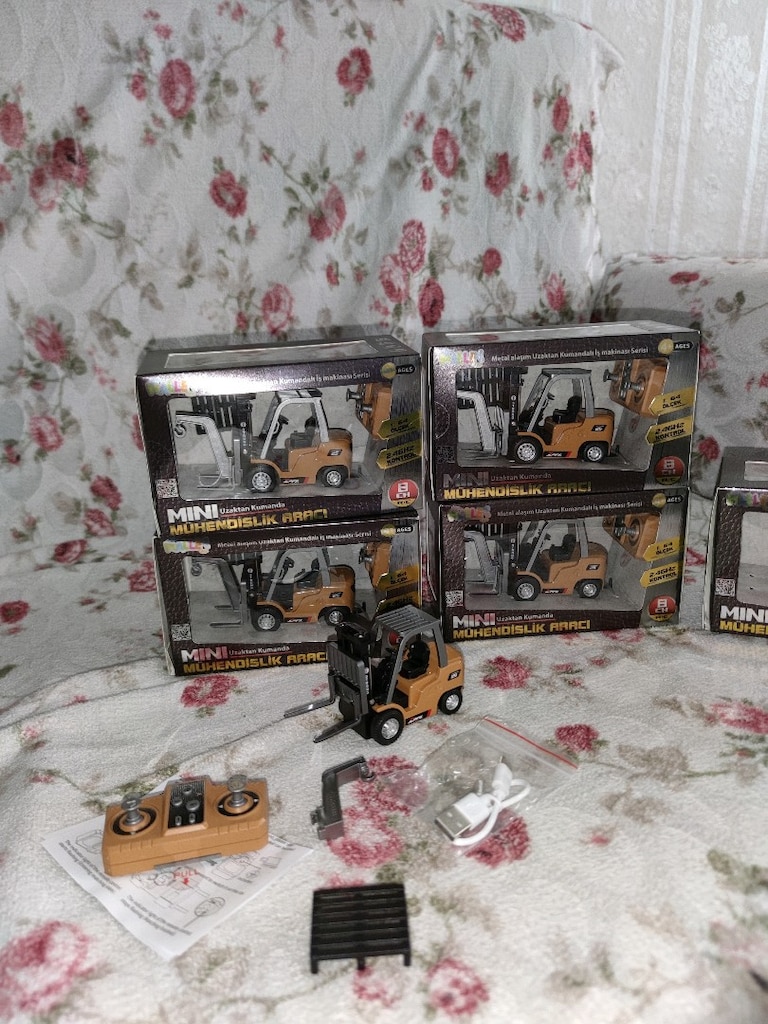 1/64 kumandalı forklift - 2