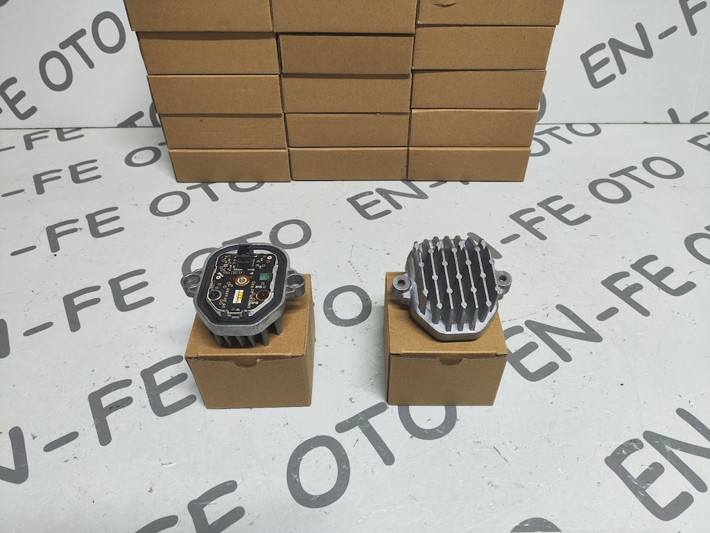 VOLVO XC90 LED FAR MODÜLÜ BEYNİ 31395943 90098393 MDE916693 - 2