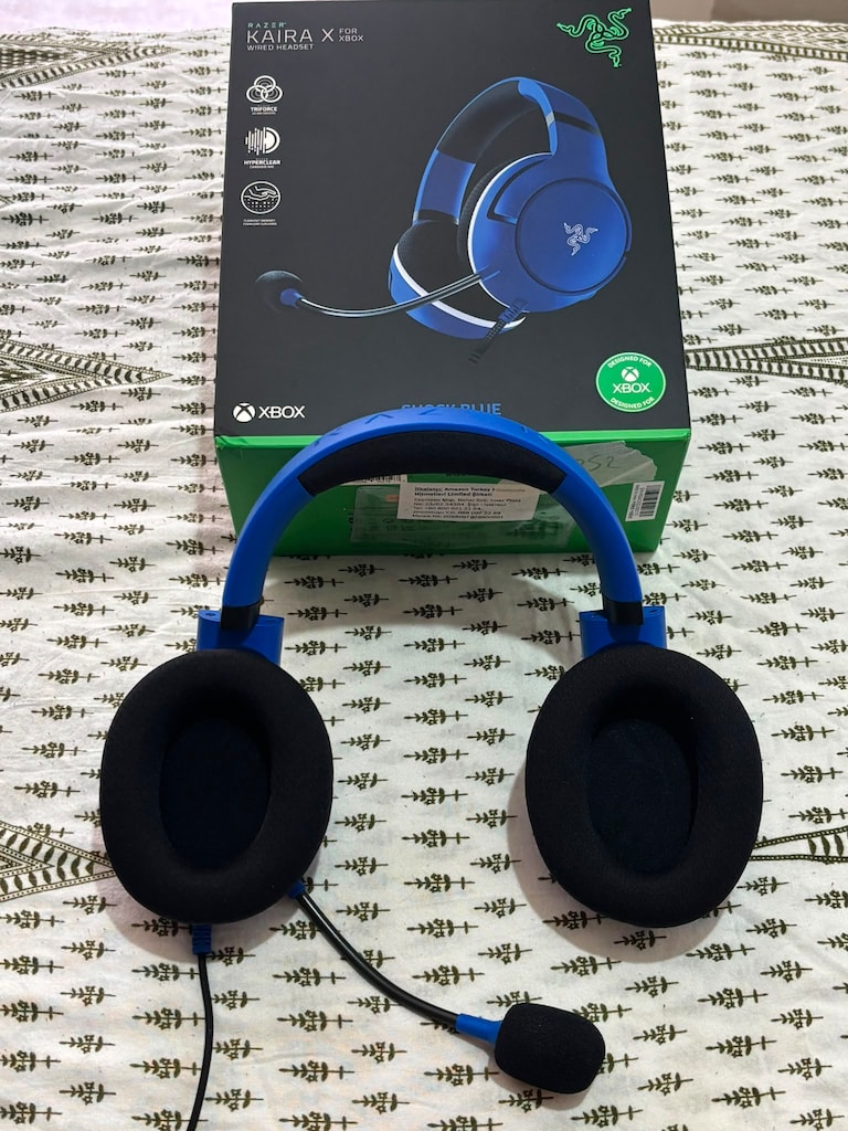 RAZER KAİRA X SHOCK BLUE KUSURSUZ TAKASA AÇIKTIR - 3