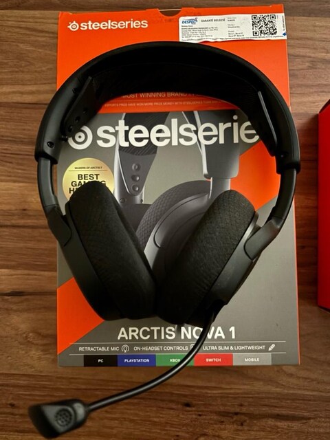 Steelseries Arctis Nova 1 Oyuncu Kulaklı