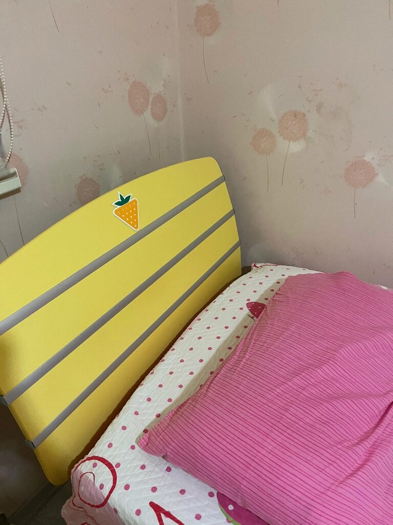 çilek marka baza ve çalışma masası - 3