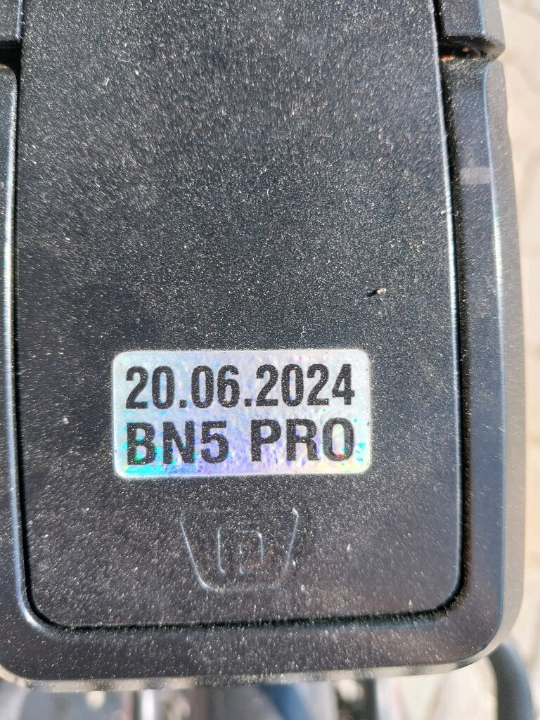 RKS markasının BN5 Pro model elektrikli ve katlanabilir bisikletidir. - 5