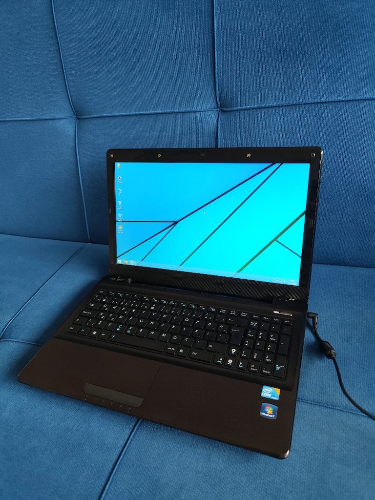 Asus Laptop İ3 İşlemci 4 GB Ram + 320 GB HDD Hafıza - 2