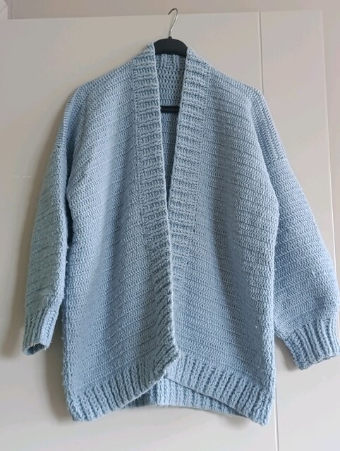Hırka el örgüsü M/L/XLbedene uyumlu