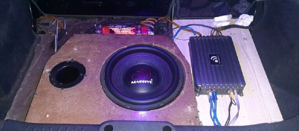 Massive 5 kanal Amfi ve Massive TKO12 D4 Subwoofer - 5