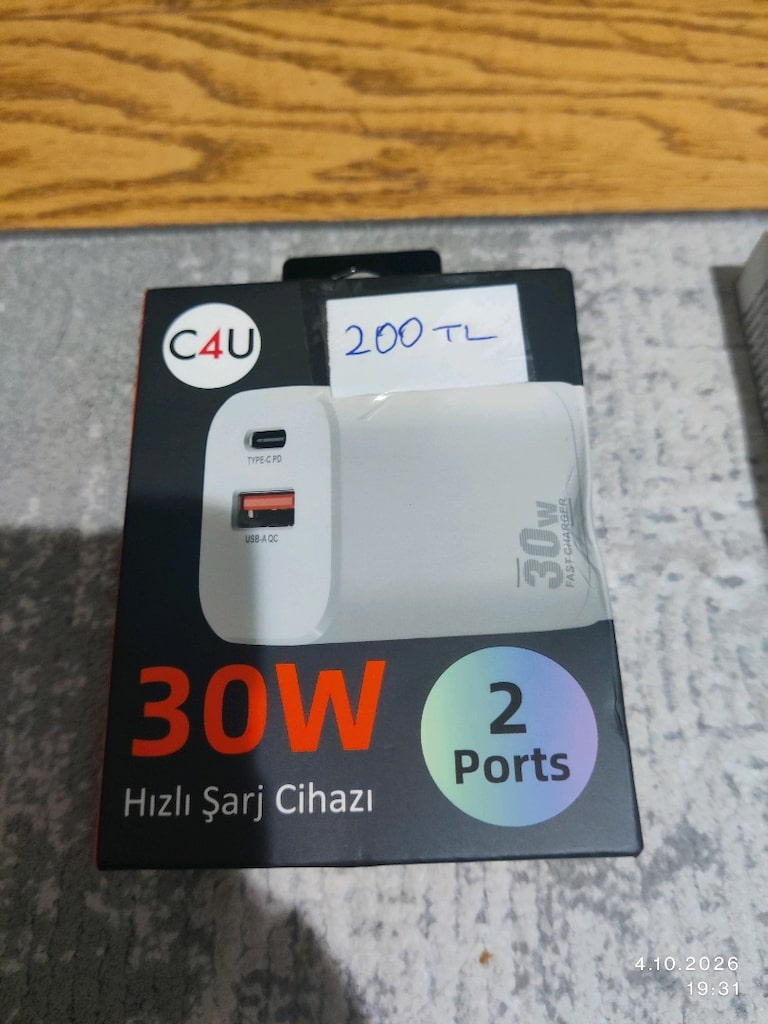 Şarj aletleri (C4U şarj aleti, Dexim, Intouch ve Baseus powerbank) - 2