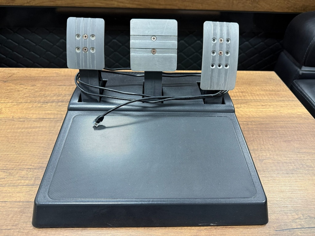 Thrustmaster T300RS GT Oyuncu Direksiyon Seti - 5