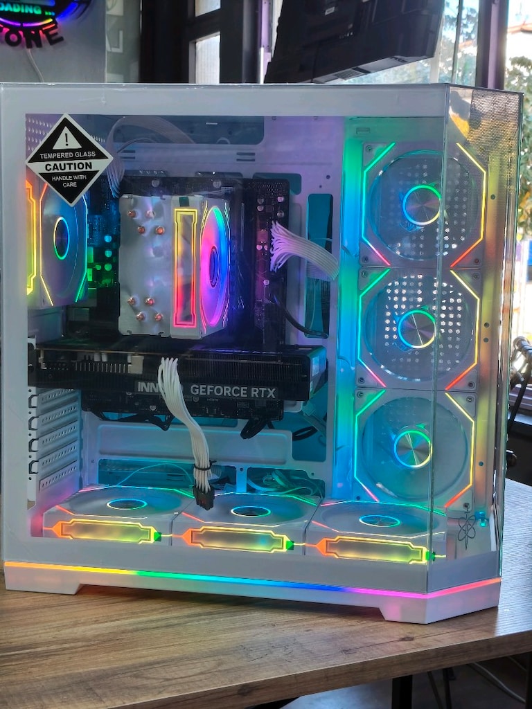 RTX 5060 İ5 14400F 16GB RAM 1TB M2SSD 600W AKVARYUM OYUNCU KASASI - 4