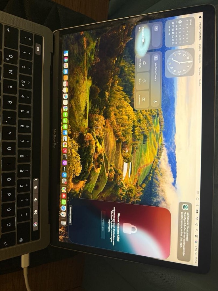 MacBook Pro - 2