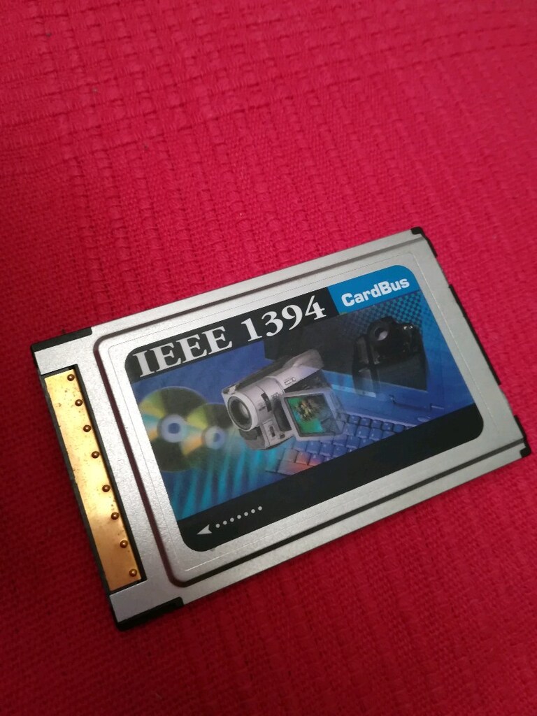 IEEE 1394 CardBus interface PC Card - 5