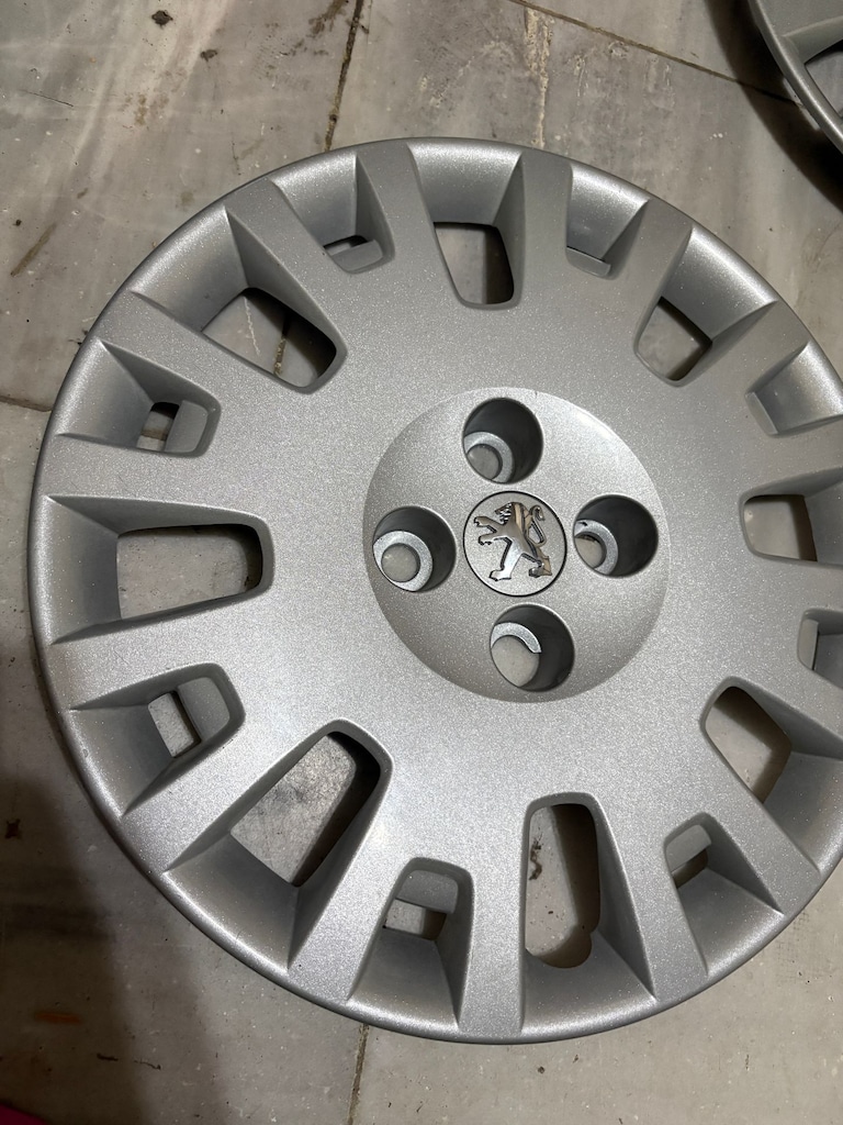 peugeot bipper jant kapağı 15 inç orjinal 1 adet fiyatıdır - 3