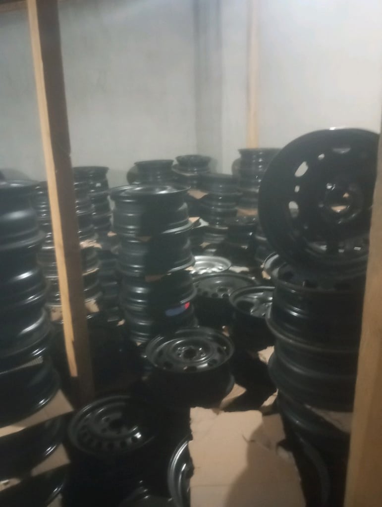 her araça uygun kara jant bulunur - 6
