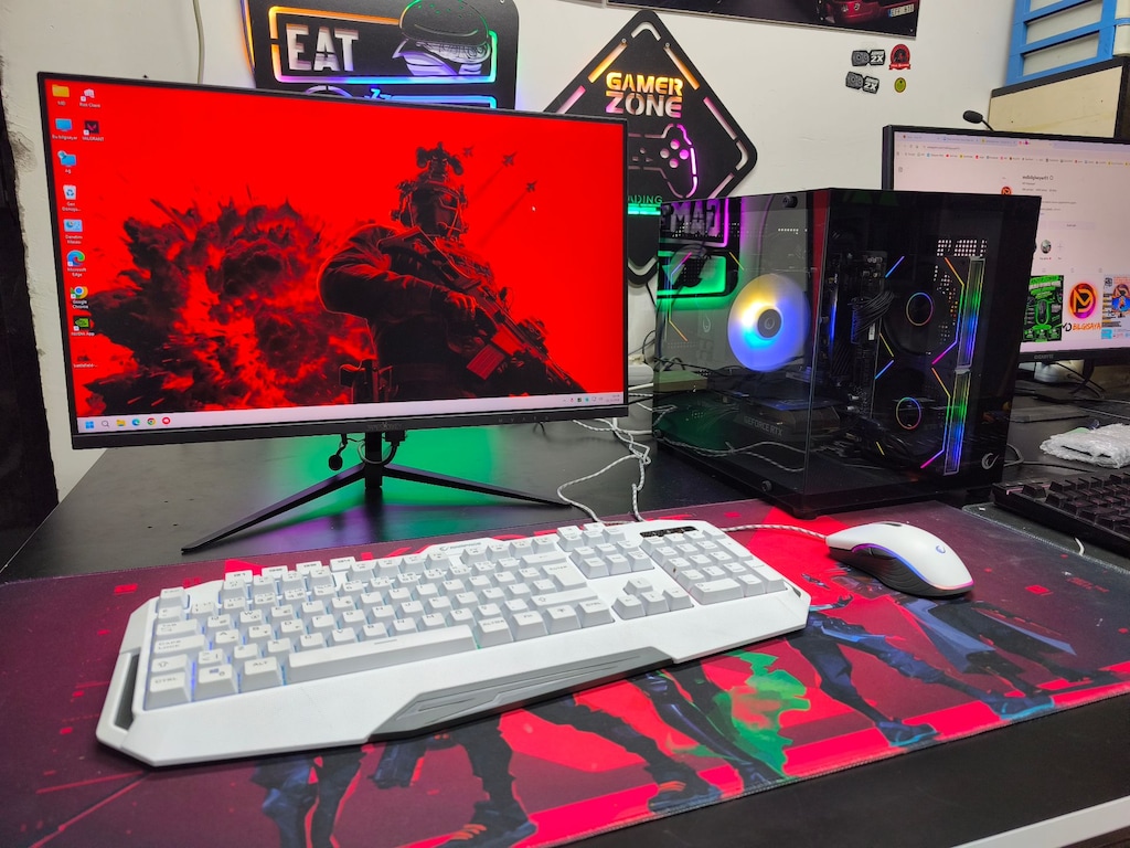 DDR5 Ryzen 5 7500F-16 GB-512 GB-RTX 3060 12 GB-24 İnc 240Hz FHD Monitö - 4