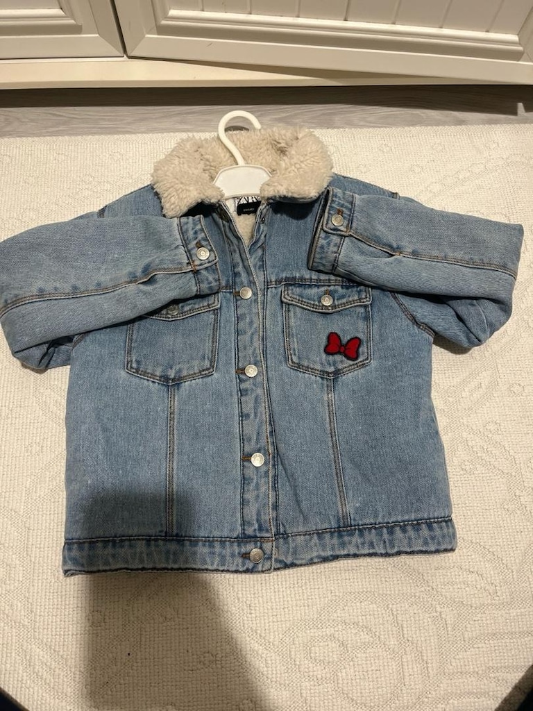Zara içi kürklü denim ceket disney - 3