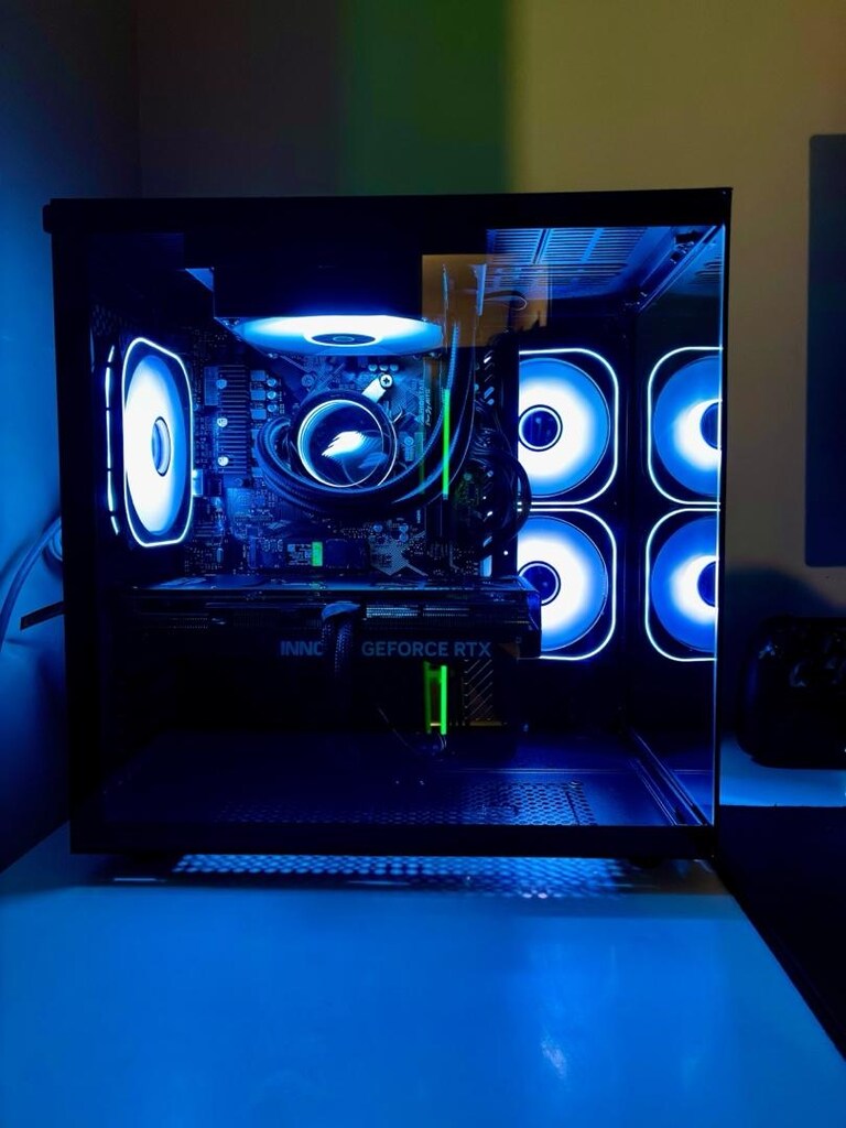 RTX 5070 12GB - Ryzen 5 7500F - 32GB DDR5 RAM - Akvaryum Kasa - 4
