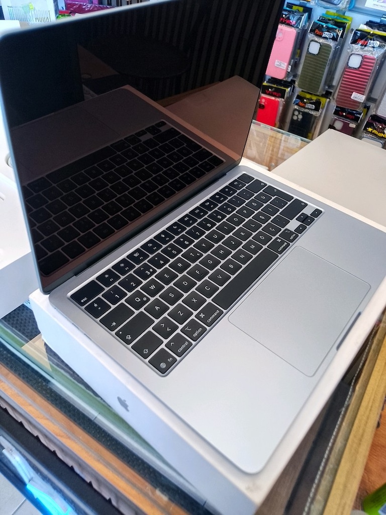 APPLE MACBOOK AİR M5 SIFIR (1 AYLIK) - 2
