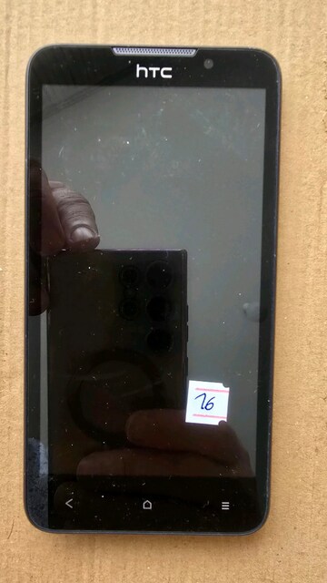 HTC marka telefona ait ekran ve ekranlar mevcuttur