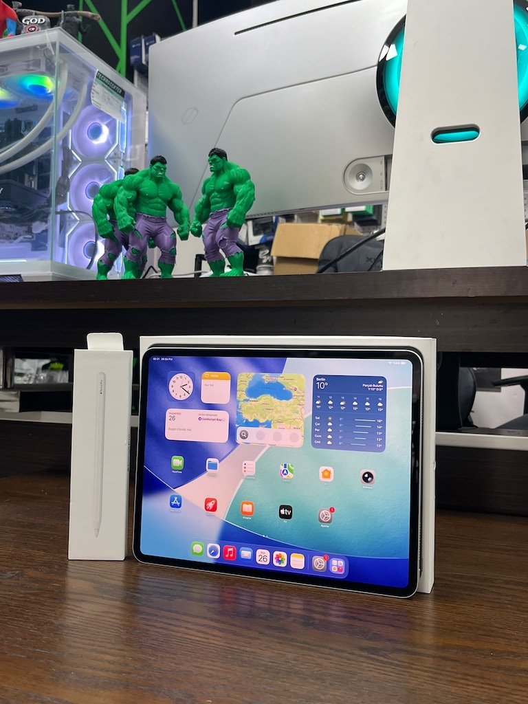İPAD PRO M5 13 INC +PENCİL PRO 16 GB RAM 1 TB SSD - 2
