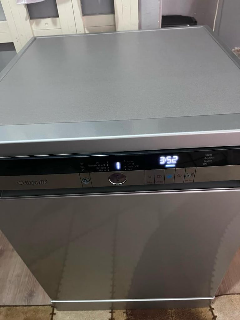 Arçelik bulaşık makinası 8 program invertır tertemiz sorunsuz çalışıyo - 3
