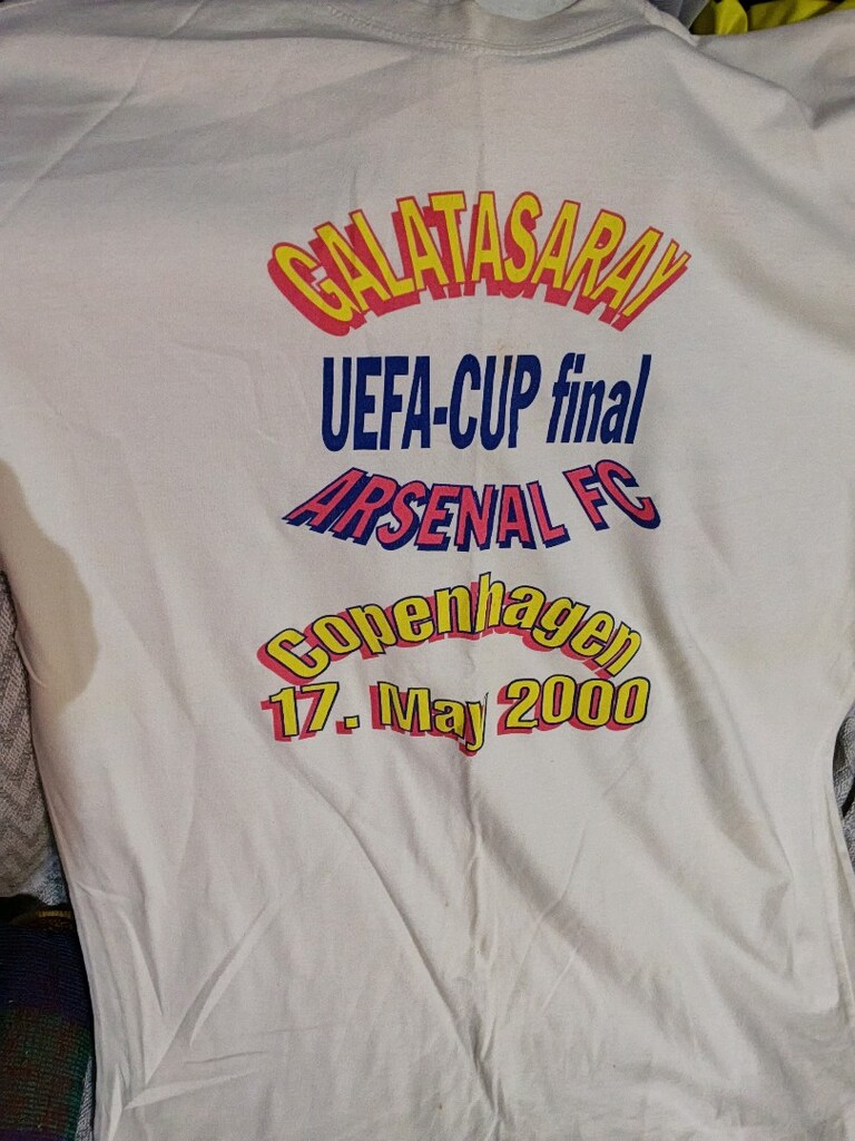 Galatasaray'ın Arsenal UEFA Kupa Maçı Tişörtü - 3
